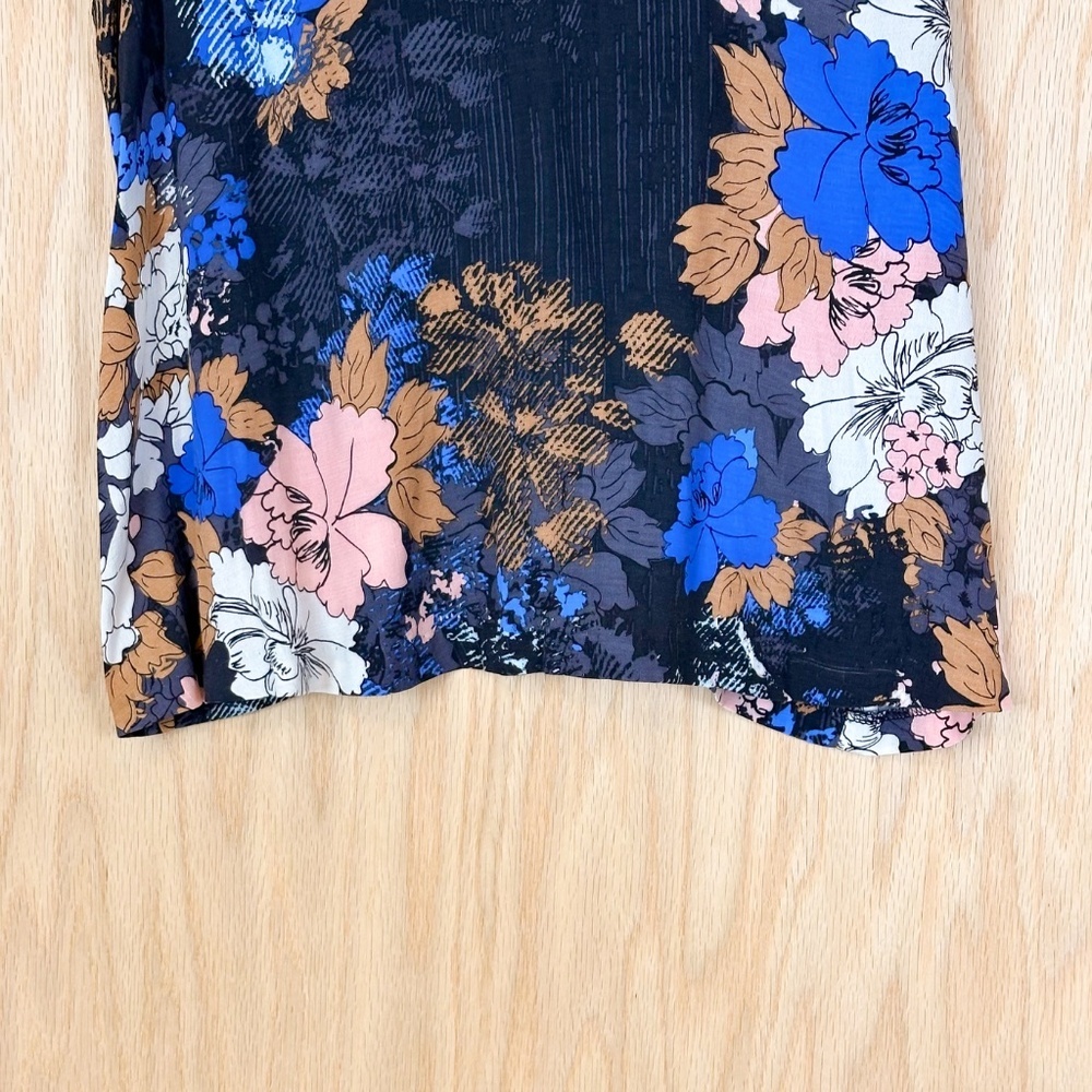 ASTR The Label Floral Split Back Sleeveless V-Neck Tank Top XS - Picture 4 of 9